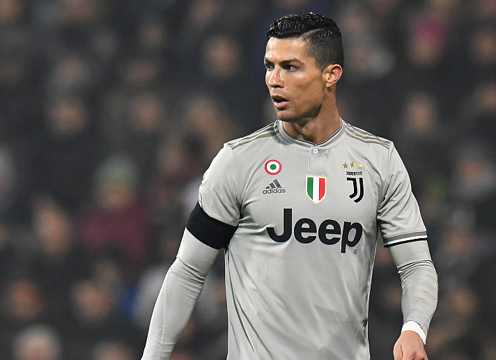 打出鲜明的 打出鲜明的